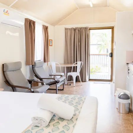 Palm View Holiday Apartments