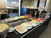 Hotel Diplomat by BSB Inn - breakfast