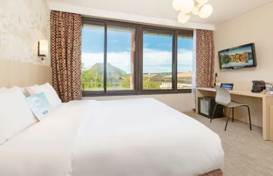 基里亞德酒店-亞維儂大殿宮