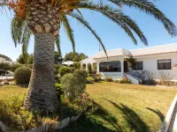 Villa Paloma - Pools