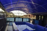 Owee Exclusive Hotel - 2-Star