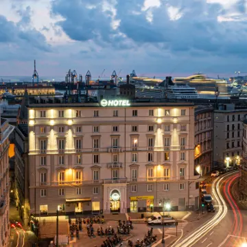 B&B Hotel Genova Principe Hôtels à proximité de : Parc des expositions de Gênes
