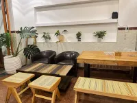 COLE APARTMENT & HOTEL - Khách sạn giá rẻ