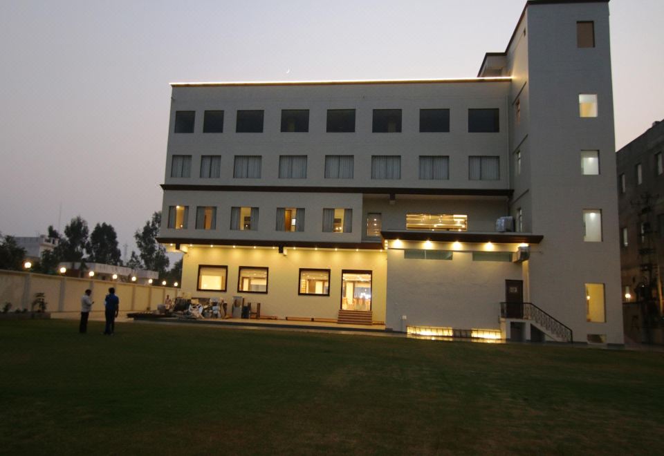 hotel overview picture