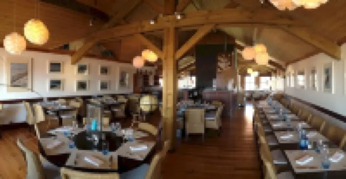 호텔 드 라 플라주 생-줄리엥-엥-보른