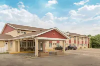 Super 8 by Wyndham Davenport Hôtels à : Davenport