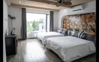 Camellia Hotels in Lộc Phát