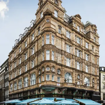 Victory House Leicester Square Отели рядом с достопримечательностью «Вест-Энд»