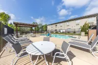 Best Western Atoka Inn  Suites