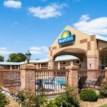 Days Inn by Wyndham Conway