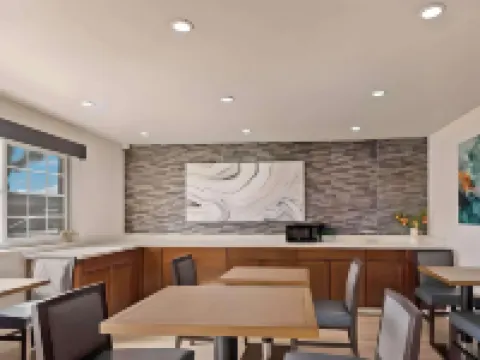 Comfort Inn Hayward Hotels in Hayward