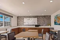 Comfort Inn Hayward Hotels in Hayward