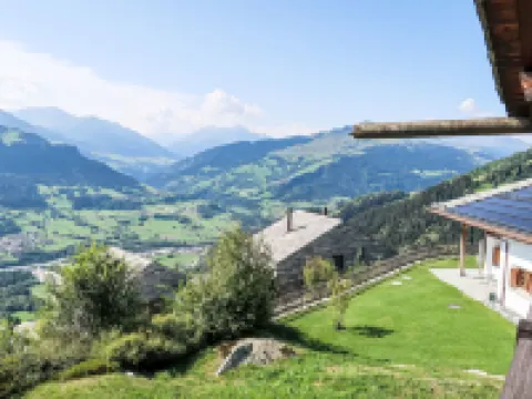 Chistiala Dadens Hotels in Falera