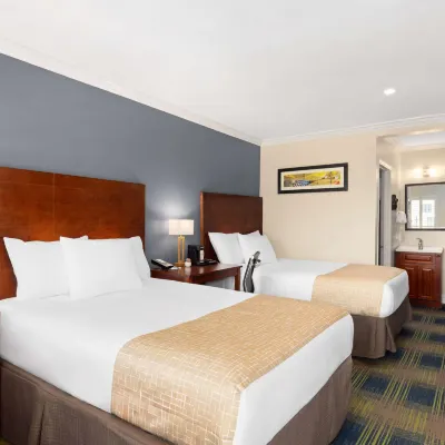 Travelodge by Wyndham by Fisherman's Wharf Отели рядом с достопримечательностью «Музей Мекиникуэ»