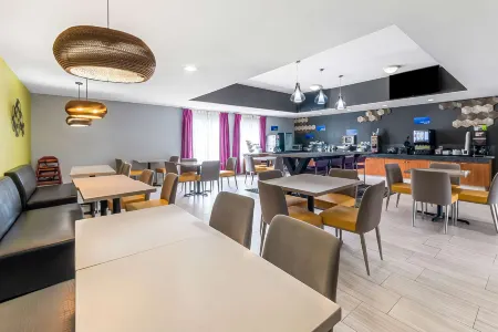 Best Western Boerne Inn  Suites Отели в г. Пайп Крик