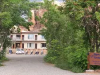 La Posada Pintada Hotels in Bluff
