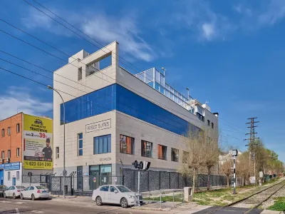 Paseo Suites Hotel Hotels in Villaverde