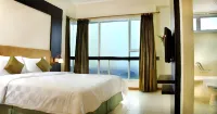 Marbella Suites Bandung Hotels near Resor Dago Pakar