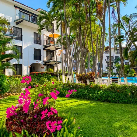 Hotel Puerto de Luna Pet Friendly & Family Suites