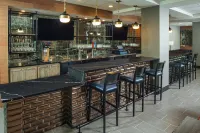 Four Points by Sheraton Appleton - bar