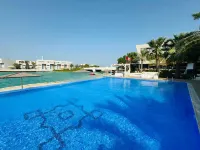 Dragon Hotel and Resort - Pools