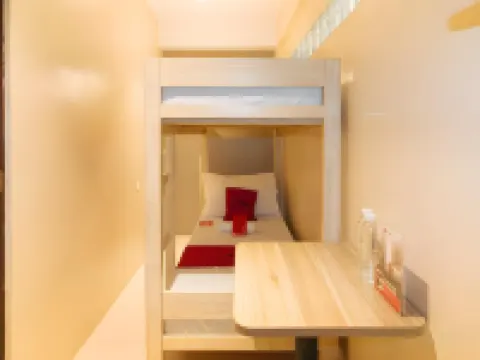 RedDoorz @ Laiya Vivo Hotel Batangas Hotels in San Juan