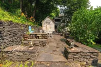 Modern 1910 Family Farmhouse W/ Stunning Mountain VIEWS! Minutes to Belleayre