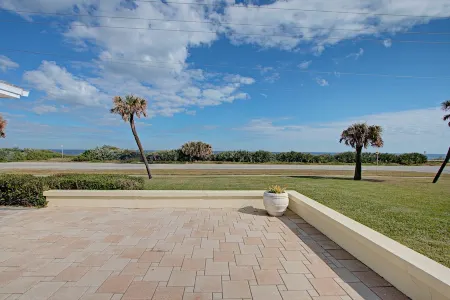 Spacious Oceanfront House has Private Pool, Ocean Deck and Panoramic Ocean Views
