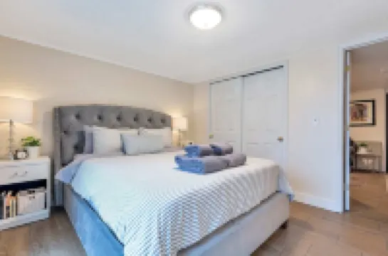 Cozy Canyon Rim, Self Check-In, Parking