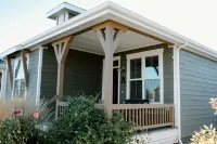 Cheerful three-bed home in new neighborhood