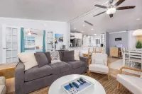 Beach Vibes-Pet Friendly, Fire Pit, Arcade & More!