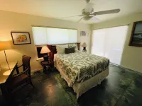 Taro: One of Two Studios / Secluded Pool Oasis at Walelia Getaway - South Kaua'i