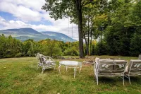 UNBELIEVABLE MOUNTAIN VIEWS! Convenient to Manchester,skiing,outlets