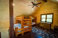 Blue Heron Lodge,Wolf River, Partridge Lake Channel Fremont Wisconsin