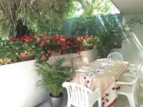 Villa  Paris Porte d'Italie,5Br, 4BA W A/C Garden, 2 Parkings