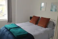 Beach retreat! Nestled in the heart of Pakefield, two minutes walk to the Beach! Отели рядом с достопримечательностью «White House Beach Caravan and Motorhome Club Campsite»