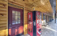 14 on the Ridge, Pet Friendly!
