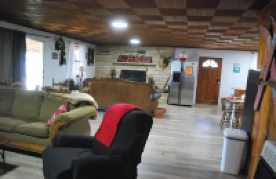 Weiss Lake Rustic Cabin on the water, new flooring!