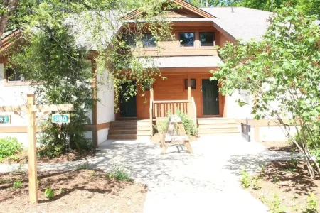 Beautiful Condo Located In Disciples Village ~ Steps to ski and water park!