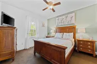 Cozy Villa Violà *Golfing & Downtown* Sleeps 8