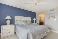 Gorgeous, Peaceful,  Direct Oceanfront Condo with Stunning Views.