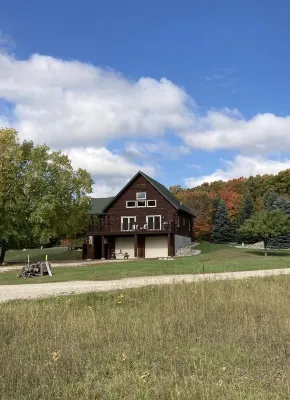 Cabin at Big Manistique Lake!