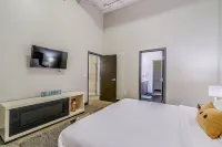 Amyfinehouse Comfy 2Br Loft - Downtown Dallas with Pool+Desk+Valet+FreeBreakfast