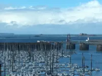 COMFORTABLE APARTMENT IN FRONT OF THE BEACH SEA VIEW AND ST MALO INTRA-MUROS