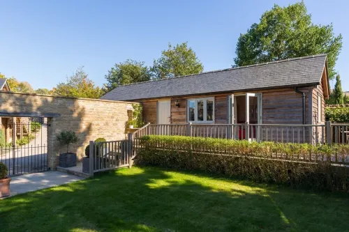 Charming Charlbury Cottage set in Idyllic garden
