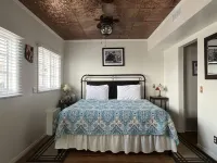 Copper Room: Million Dollar Views of Sedona, Verde Valley, & San Francisco Peaks Hotels in Jerome