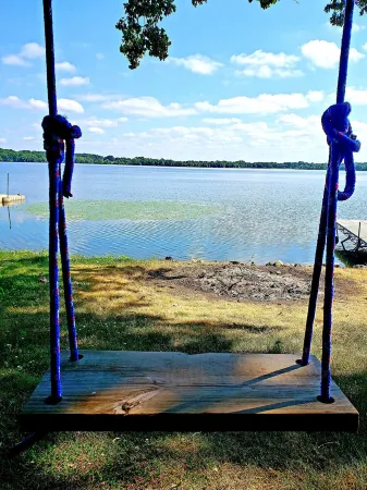 Super spacious cabin. Simple layout and great views overlooking the lake!