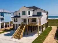 BRAND NEW GORGEOUS 5000sf 8 BEDROOM DREAM BEACH FRONT HOME - near Surfside beach - 4 estrellas