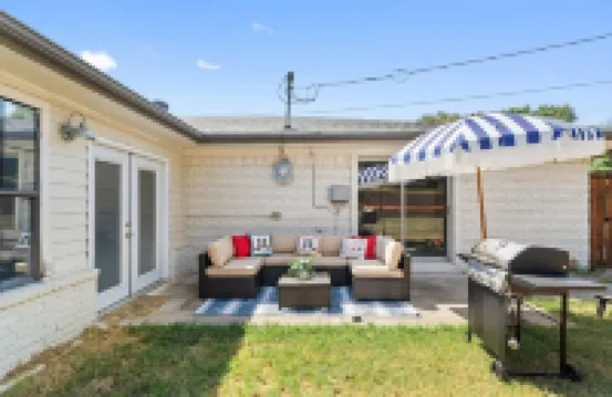 4bd Near Airport & Downtown - Volleyball - Games