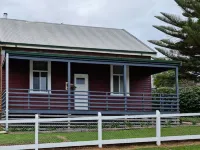 Heritage Timber Cottage - close to shops & amenities Hotels in Pemberton